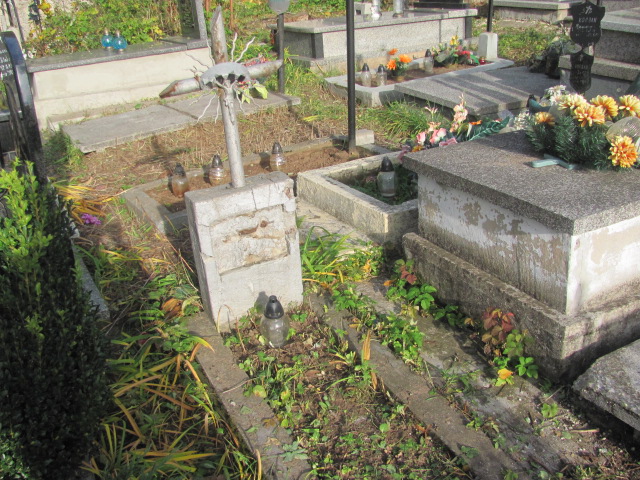  NN Brzeziny k/Morawicy - Grobonet - Wyszukiwarka osób pochowanych