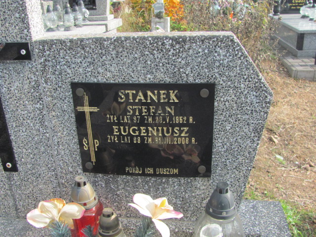 Eugeniusz Stanek 1943 Brzeziny k/Morawicy - Grobonet - Wyszukiwarka osób pochowanych