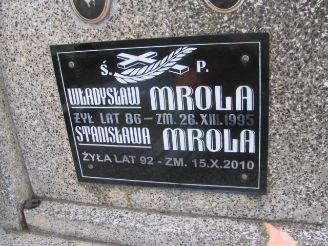 Władysław Mrola Brzeziny k/Morawicy - Grobonet - Wyszukiwarka osób pochowanych